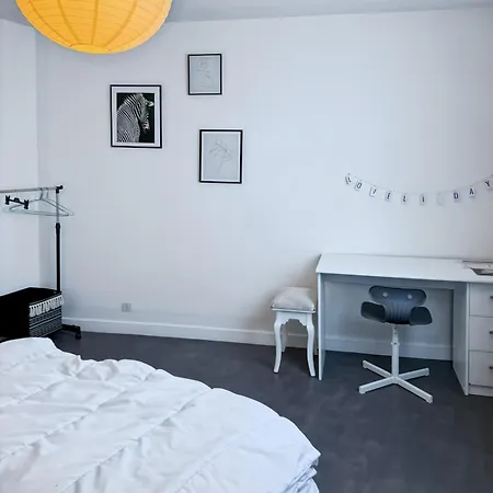 App Chaleureux & Parking Gratuit- 4 Pers -aurillac Lägenhet